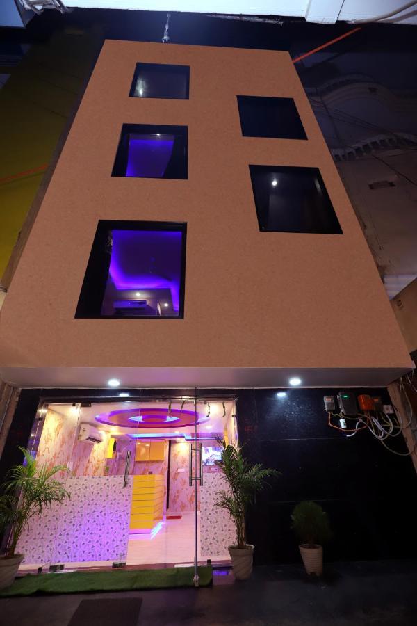 Jupiter Plaza Delhi Airport Hotel Új-Delhi Kültér fotó